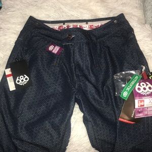 NWT LEVI’S 686 Snow Pants🌬